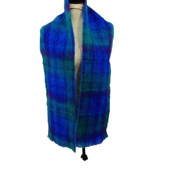 Donegal Design Mohair Wool Purple Green Plaid Scarf Cozy - Picture 3 of 6
